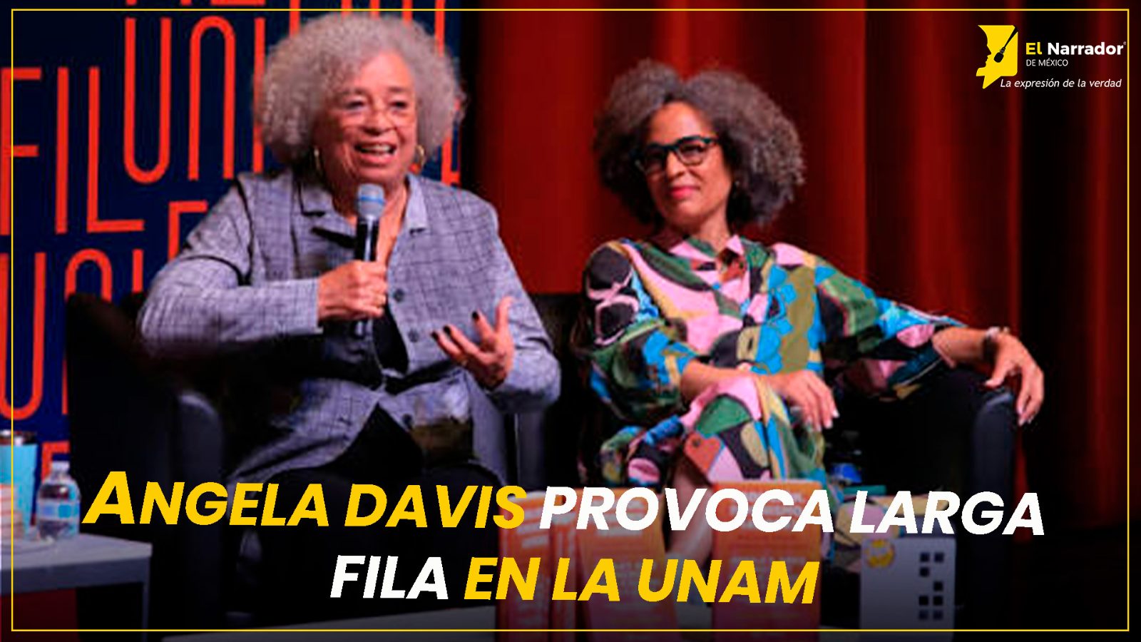 ANGELA DAVIS PROVOCA LARGA FILA EN LA UNAM